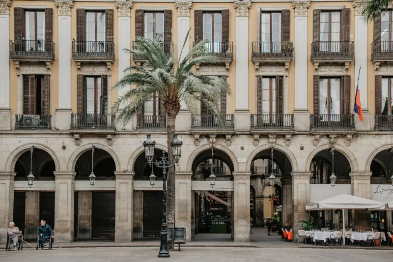 Cuando el frío no es excusa: las terrazas barcelonesas que desafían al invierno