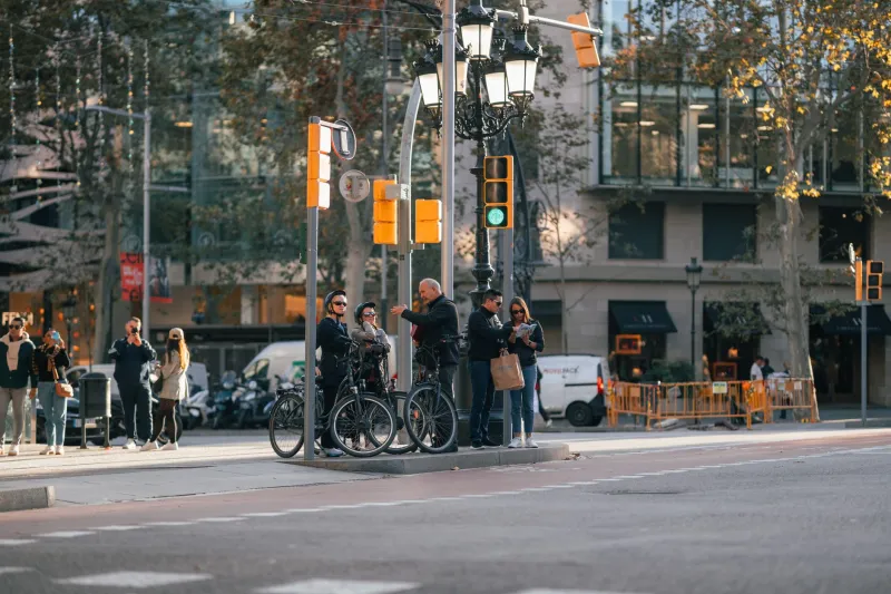 Sobre raíles y adoquines: el tranvía de Barcelona como excusa perfecta para perderse